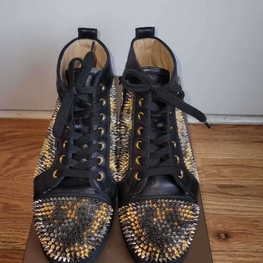 Vintage Womens Christian Louboutin Sneakers